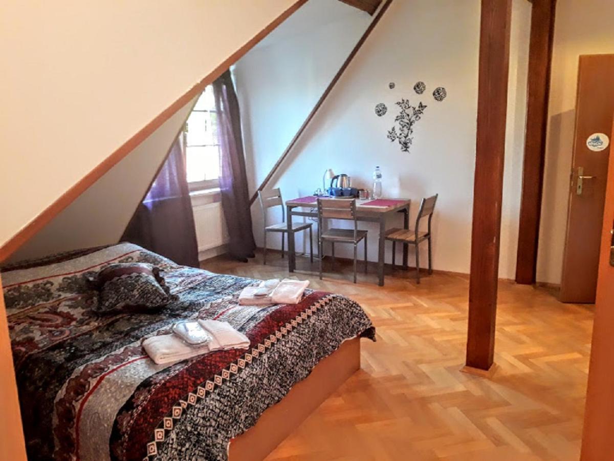 מלון Fairy-Tale Prague From Lev I Sova מראה חיצוני תמונה